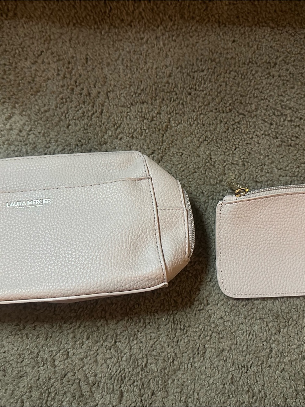 laura mercier Pebbled Blush Pink Leather Cosmetic Pouch with Front Zip - Picture 3 of 5